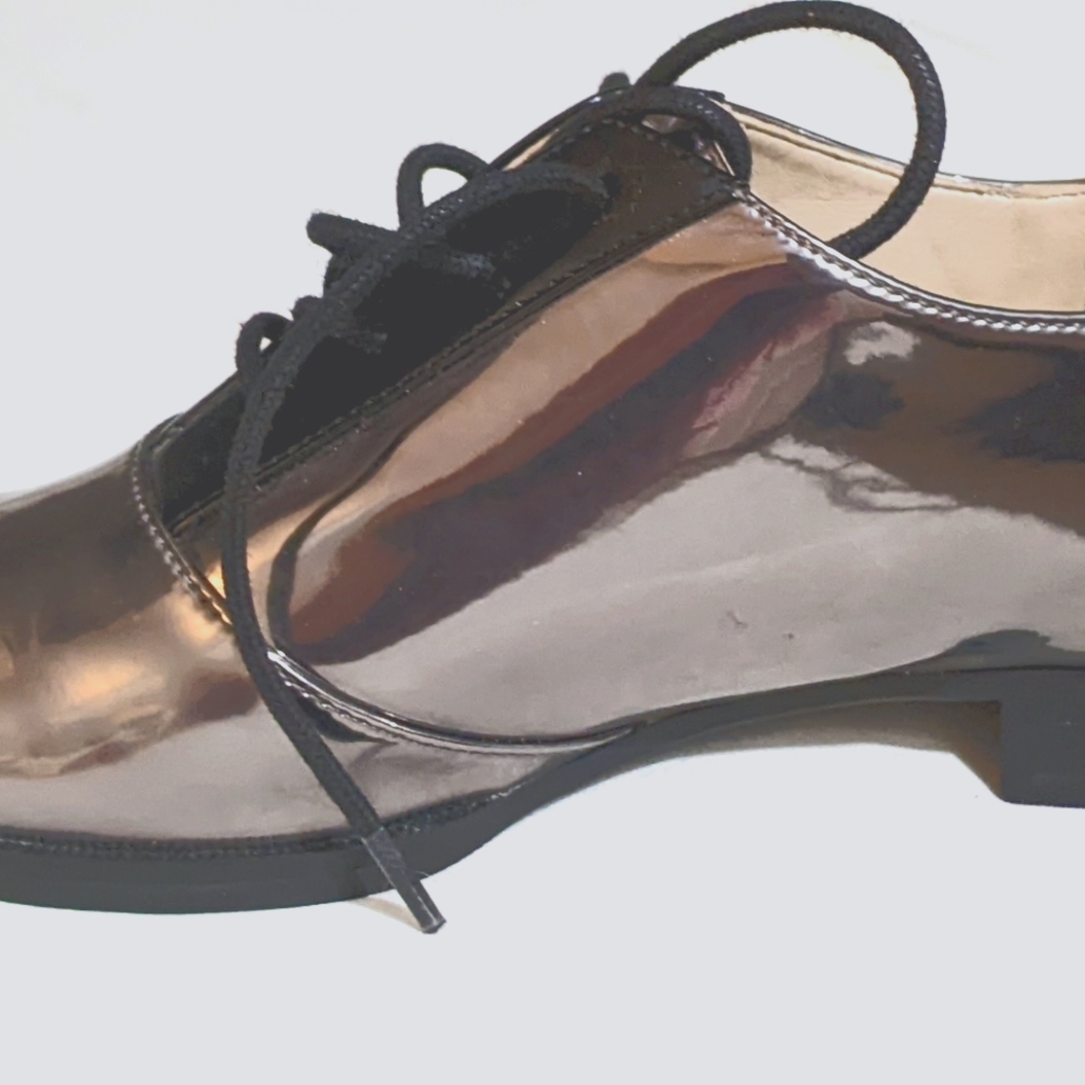 Naturalizer Silver Oxfords (NWOT), never been worn!